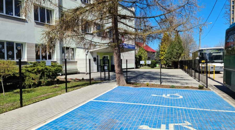 Umowa na budowę hali w Drewnicy podpisana!! (10)