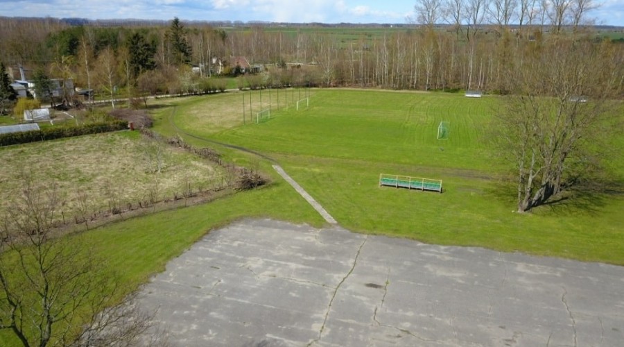 Umowa na budowę hali w Drewnicy podpisana!! (7)