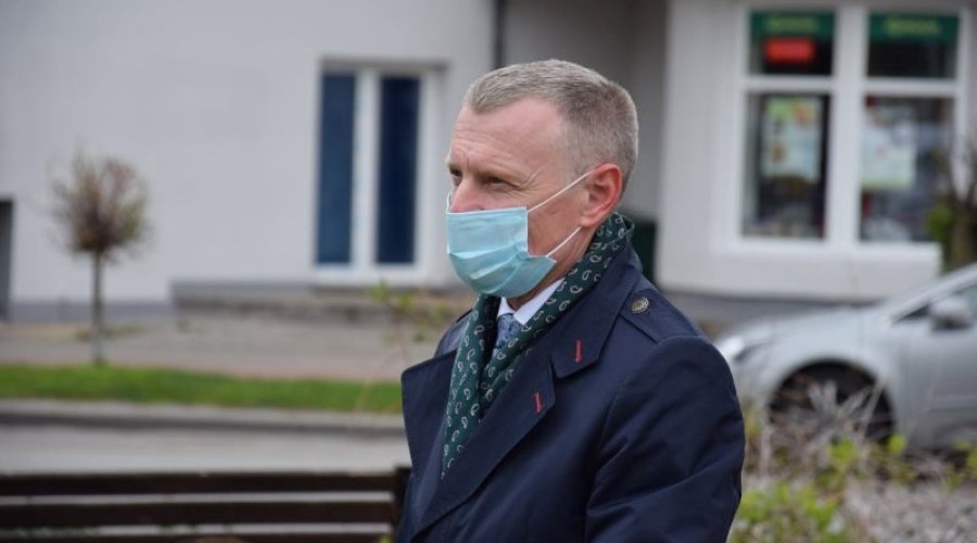 3 Maja. Symboliczne złożenie kwiatów.5