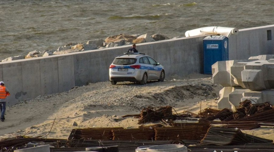 wypadek na przekopie mierzei (16)