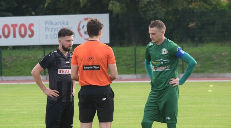 nowodworzanie przegrali mecz (1)