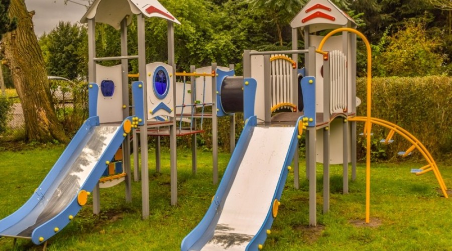 Otwarcie placu zabaw i festyn rodzinny w Tujsku (46)