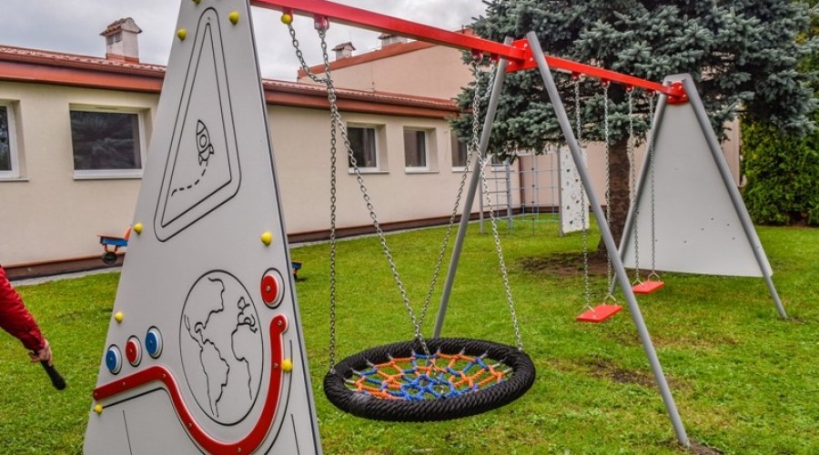 Otwarcie placu zabaw i festyn rodzinny w Tujsku (47)