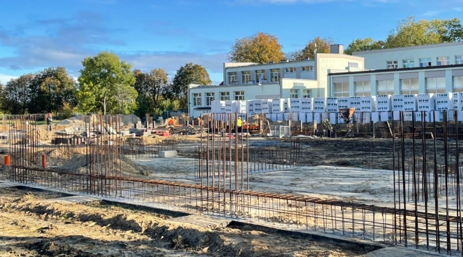 budowa hali drewnica