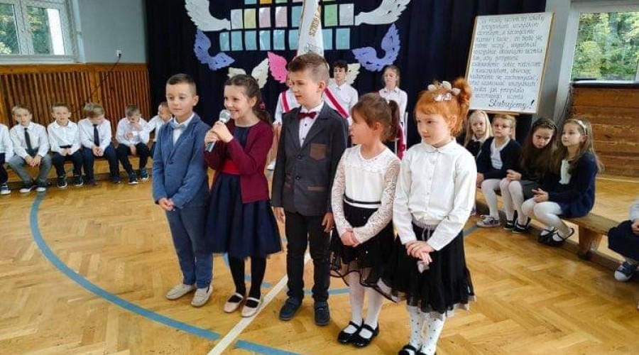 Stegna. Dzień Edukacji Narodowej i pasowanie uczniów (4)