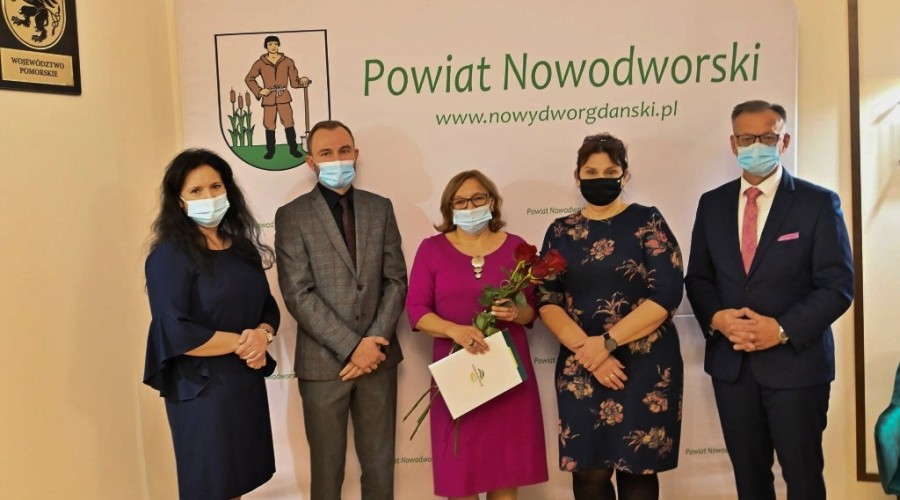 Nagrody Starosty Nowodworskiego dla nauczycieli placówek oświatowych (11)