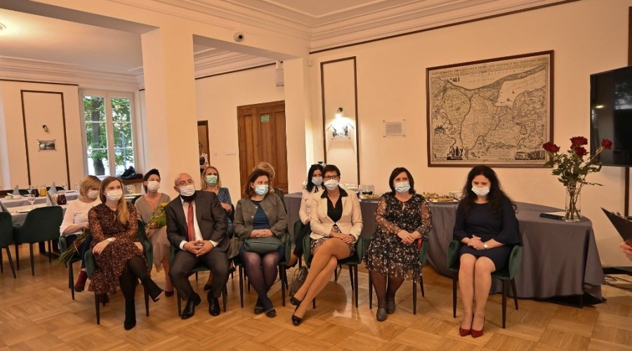 Nagrody Starosty Nowodworskiego dla nauczycieli placówek oświatowych (2)