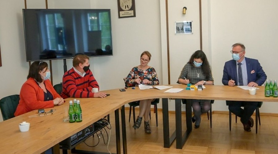 starostwo powiatowe nowy dwór gdański, (1)_edited