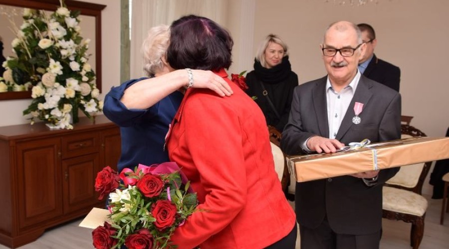 Państwo Wanda i Ryszard Miszewscy świętują Złote Gody7