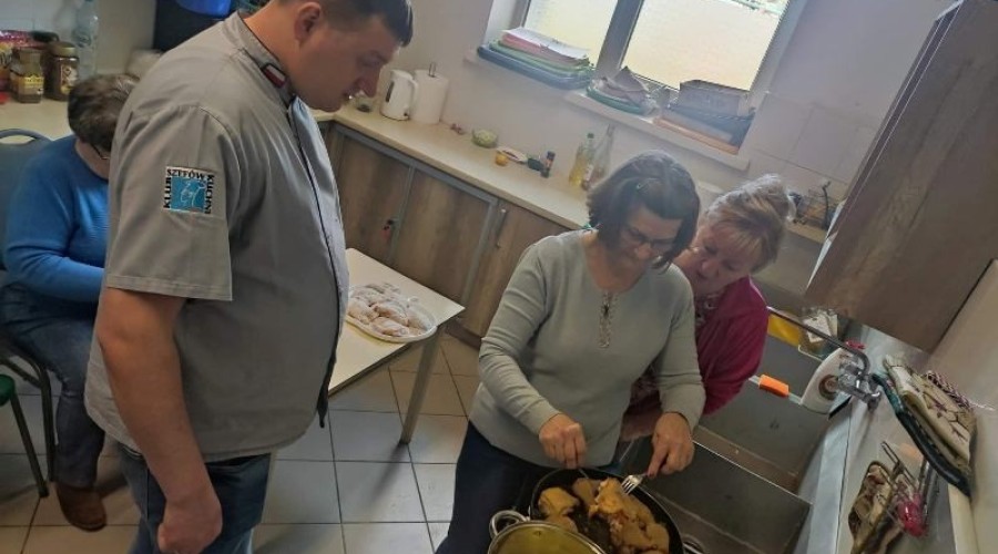 seniorzy gmina stegna (4)