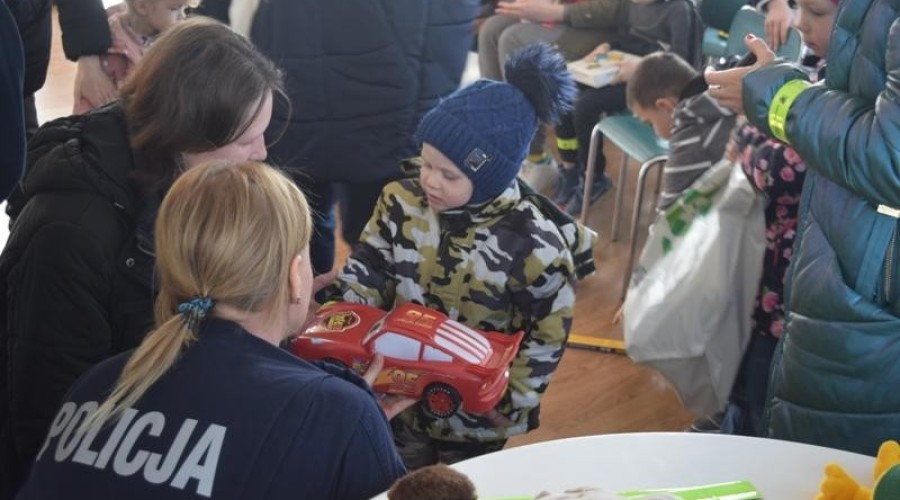 policjanci dla uchodźców22