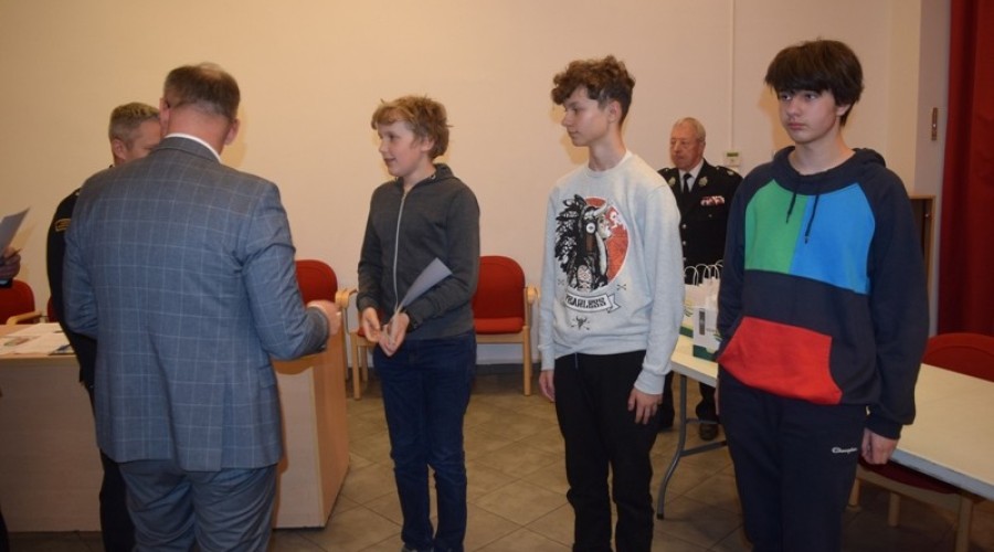 mlodziez zapobiega pozarom06