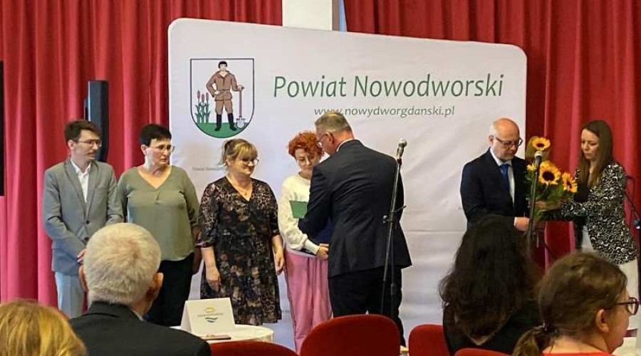 nagrody starosty nowodworskiego 202021