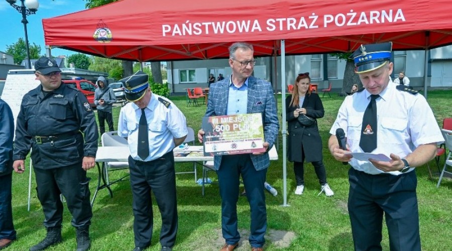 OSP Nowa Kościelnica najlepszą druzyna w powiecie nowodworskim.005