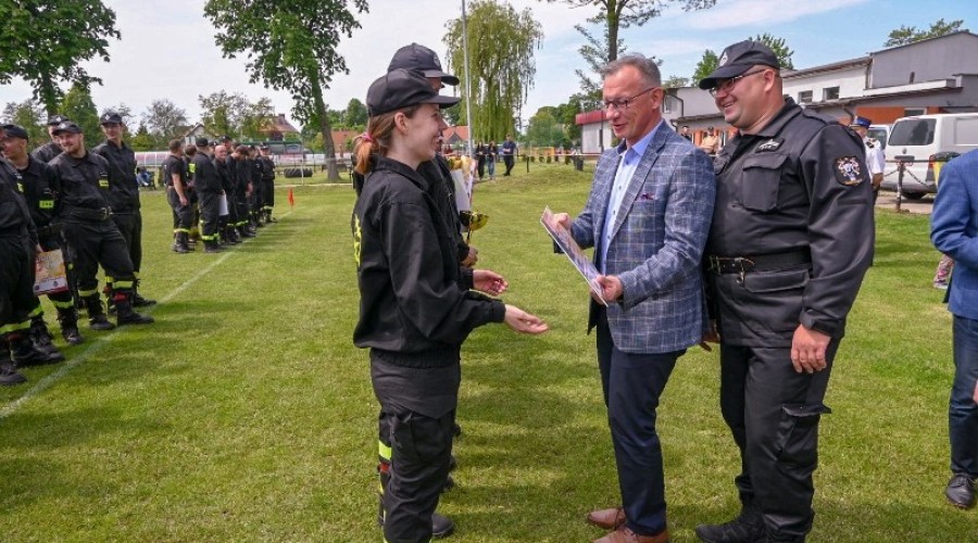 OSP Nowa Kościelnica najlepszą druzyna w powiecie nowodworskim.007