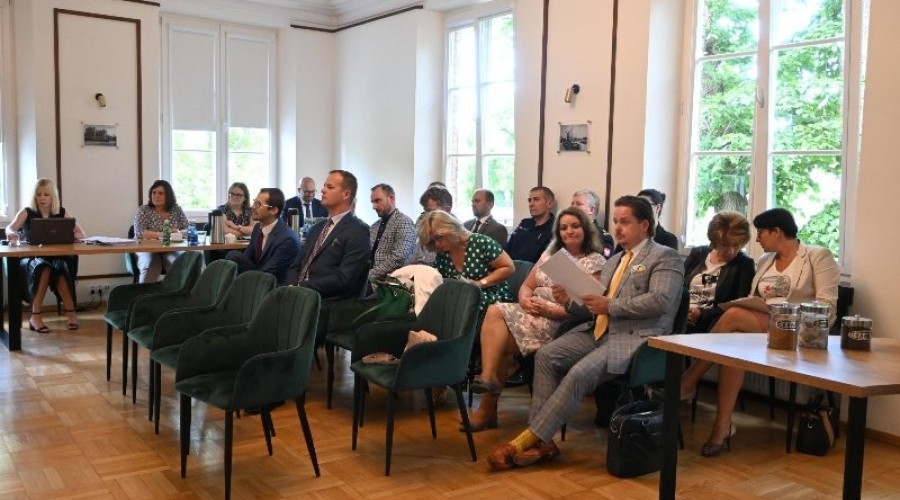 absolutorium powiat nowodworski8