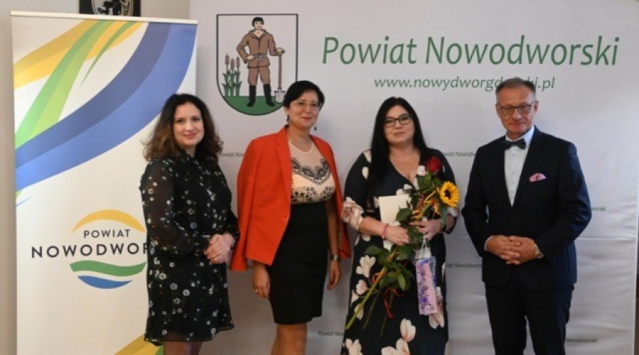 Nowy Dwór Gdański. Nagrody dla nauczycieli17