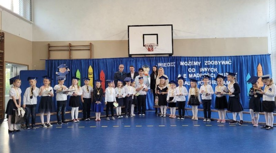 drewnica pasowanie na ucznia09