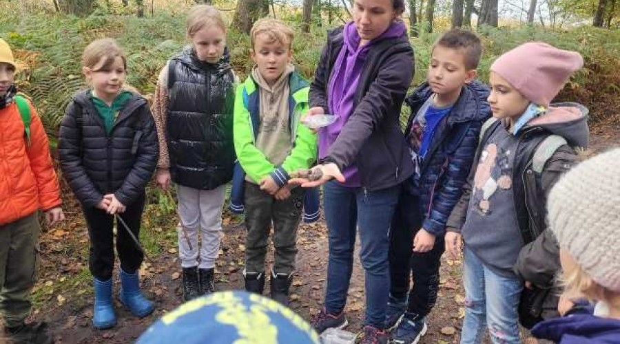 Jantar. Spotkanie uczniów z ornitologami ze stację terenowej Akcji Bałtyckiej.19