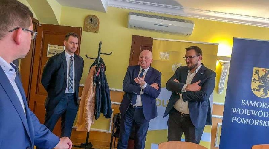 Umowa na modernizację Drogi Wojewódzkiej 501 podpisana01