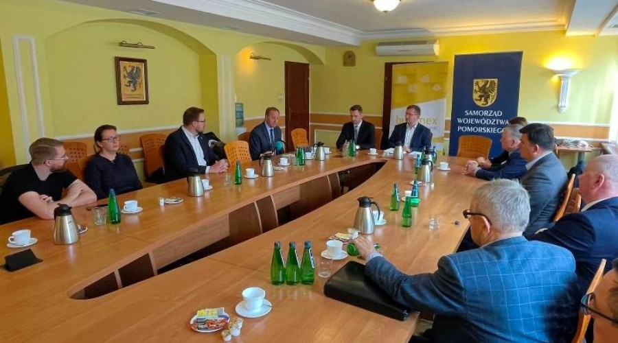 Umowa na modernizację Drogi Wojewódzkiej 501 podpisana05