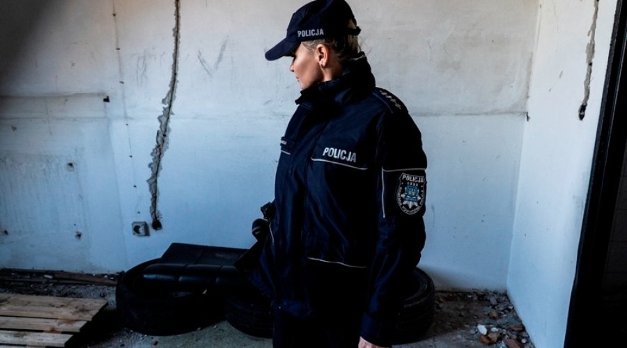 kontrola pustostanów policja2