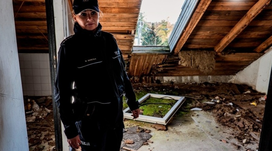 kontrola pustostanów policja3