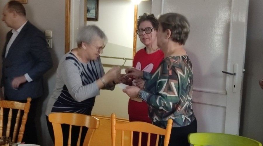 Wigilijne spotkanie uczestników Warsztatów Terapii Zajęciowej. (20)