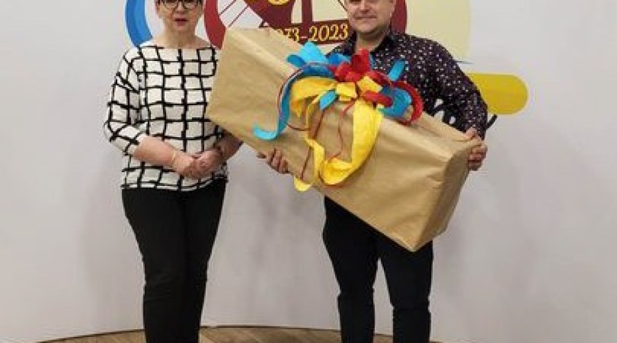 Wręczenie nagród za projekt znaku graficznego z tytułu obchodów 50 -lecia Gminy Stegna 1