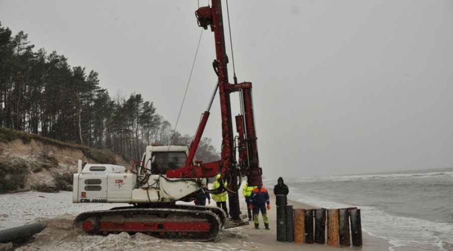 Próbne bicie pali kompozytowych luty 2019