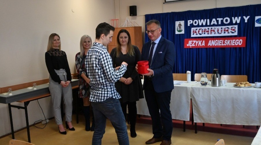Powiatowego konkursu języka angielskiego z elementami wiedzy o krajach anglojęzycznych (18)