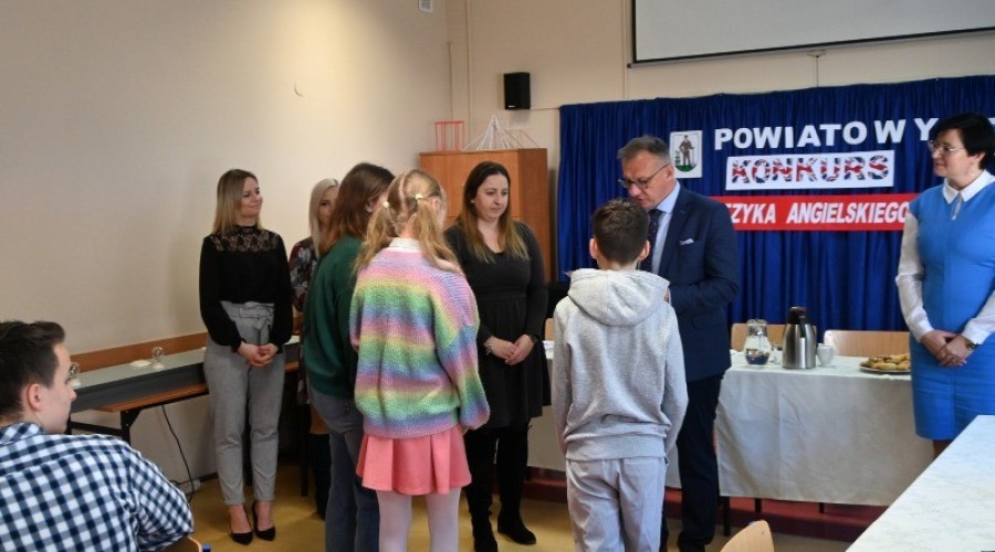 Powiatowego konkursu języka angielskiego z elementami wiedzy o krajach anglojęzycznych (27)