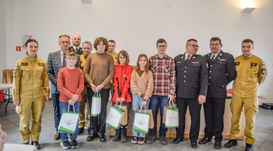 mlodzież zapobiega pożarom (19)