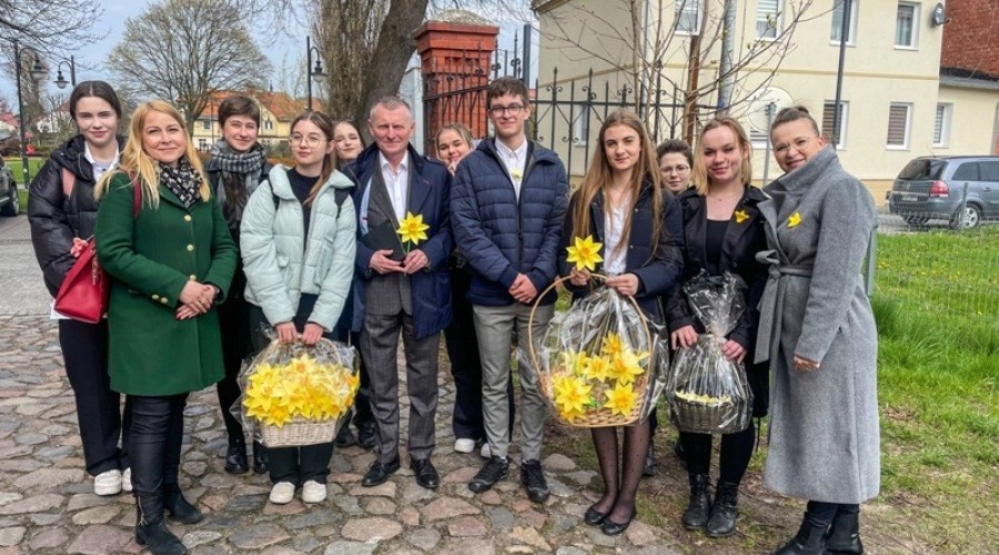 akcja żonkil liceum nowy dwór gd12