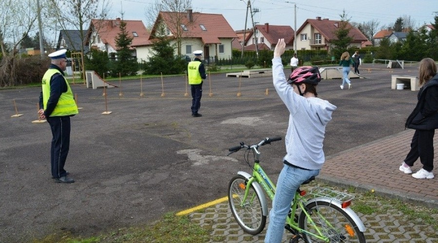 turniej o bepieczenstwie w ruchu drogowym (2)