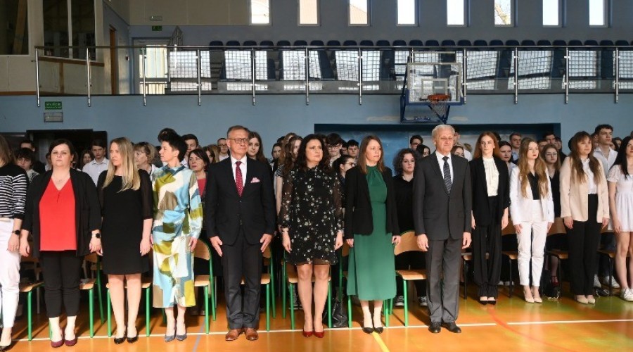 zakonczenie roku szkolnego maturzysci lo ndg02