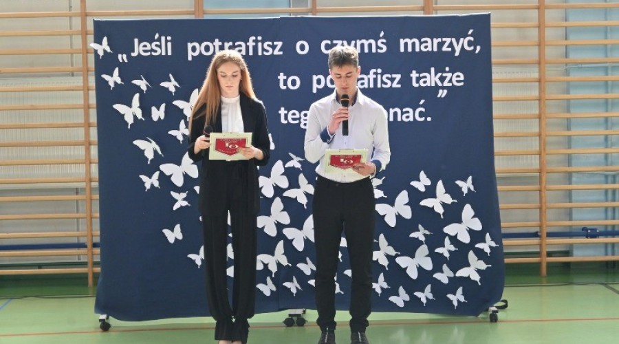 zakonczenie roku szkolnego maturzysci lo ndg25