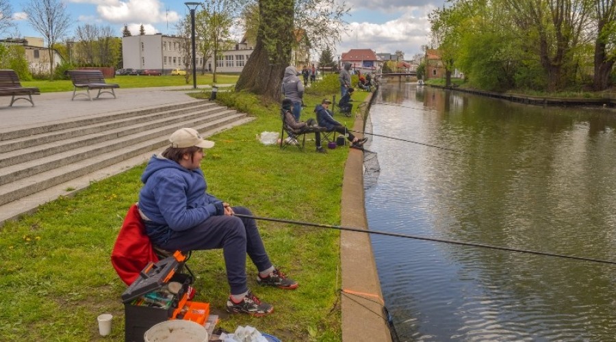 Zawody wędkarskie dla dzieci młodzieży (162)