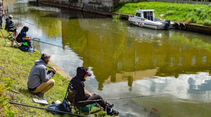 Zawody wędkarskie dla dzieci młodzieży (173)