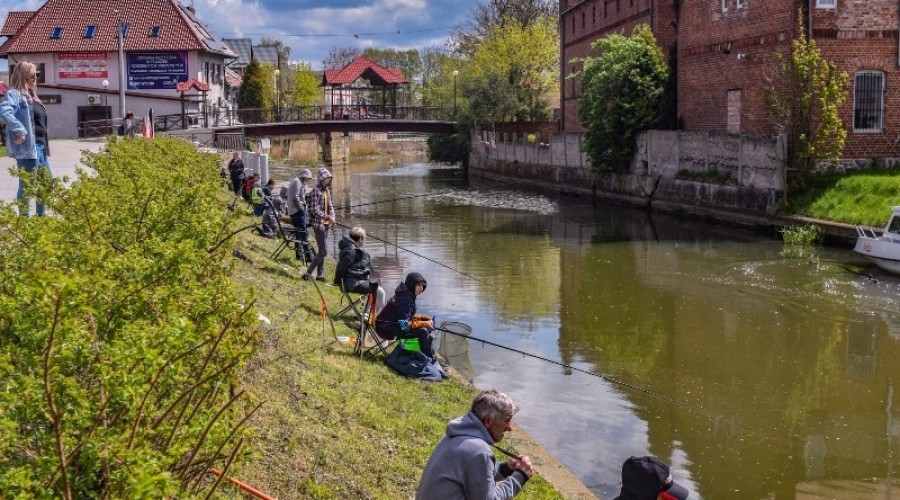 Zawody wędkarskie dla dzieci młodzieży (174)