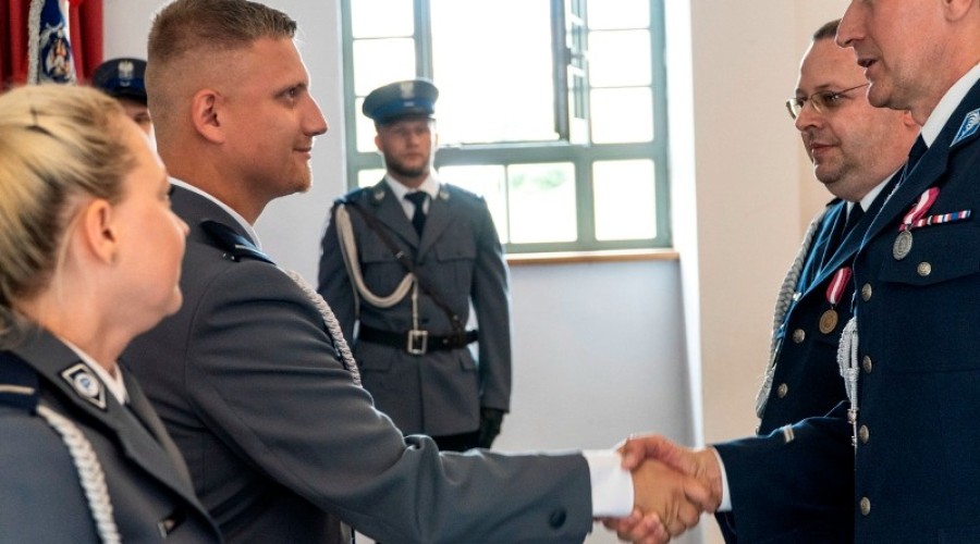 Obchody Święta Policji83