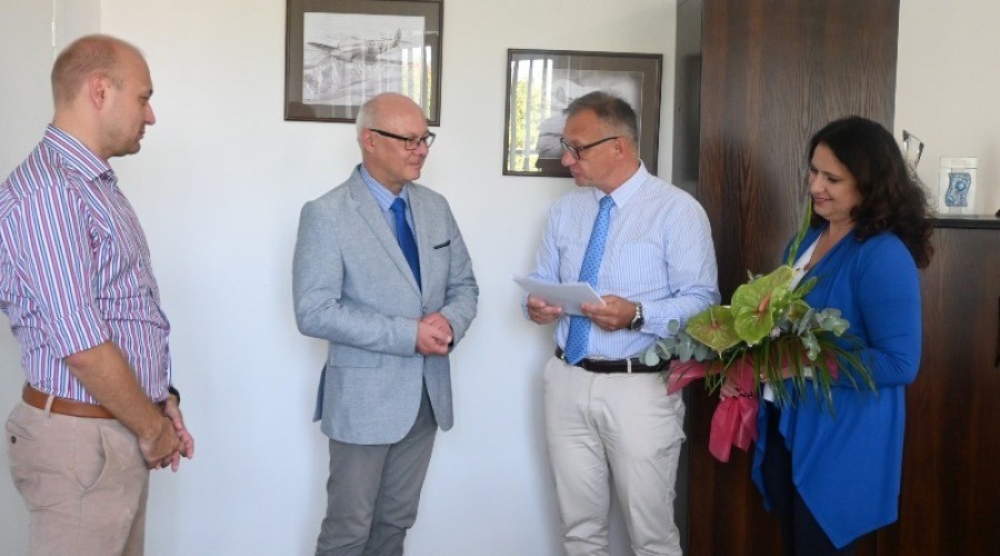 nowy dyrektor liceum (3)