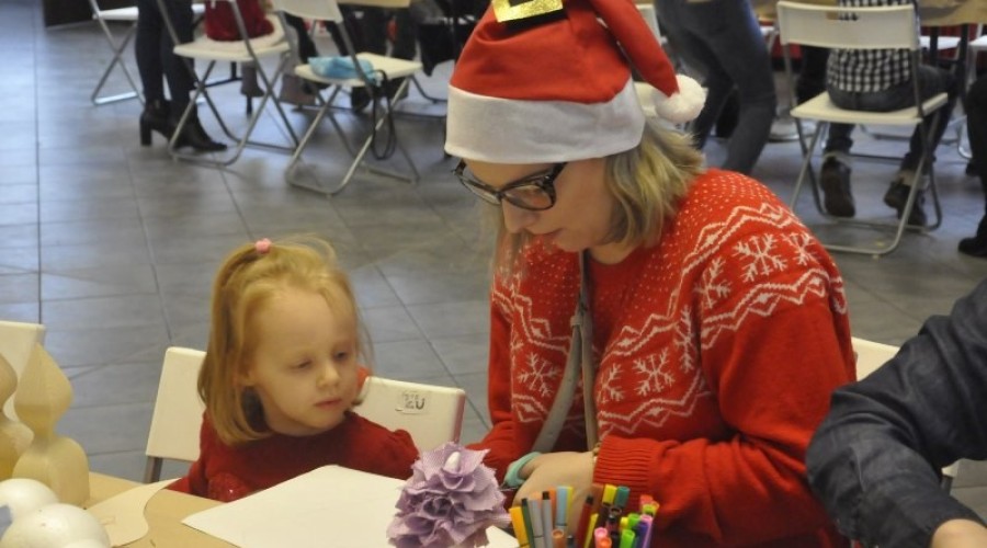 Fabryka Ozdób Choinkowych 2019 (10)