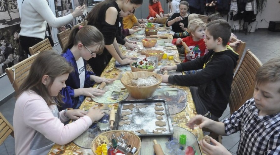 Fabryka Ozdób Choinkowych 2019 (4)