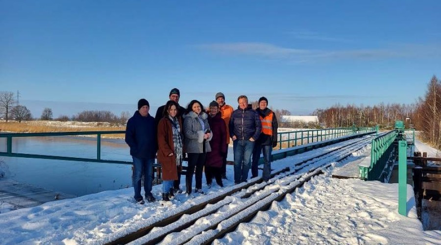 Remont zabytkowego, obrotowego mostu kolejowego w Rybinie zakończony (3)