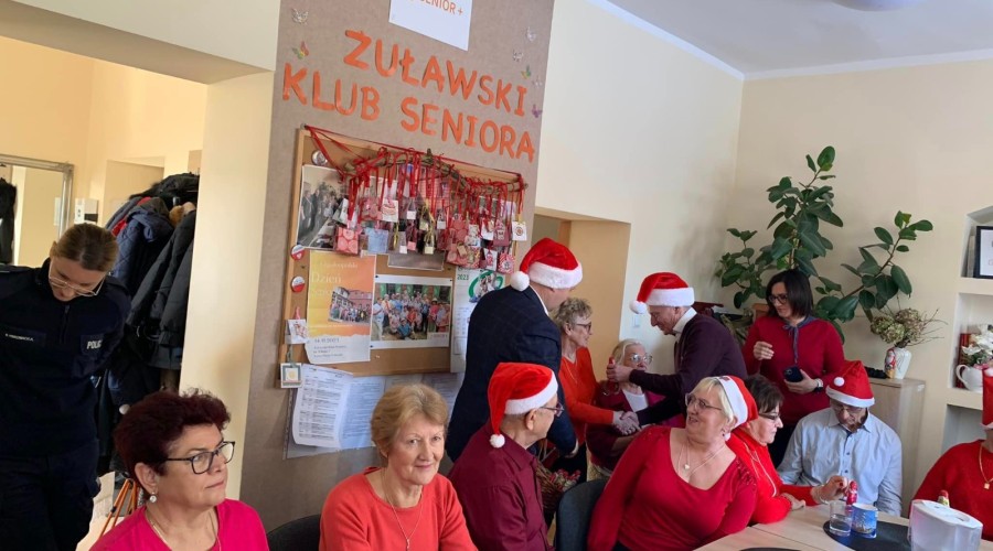 mikolajki żuławski klub seniora (10)