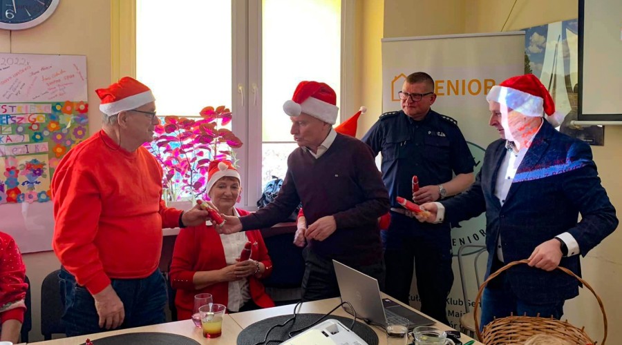 mikolajki żuławski klub seniora (8)_edited