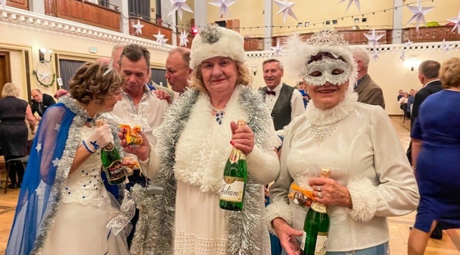 karnawalowy bal seniora02
