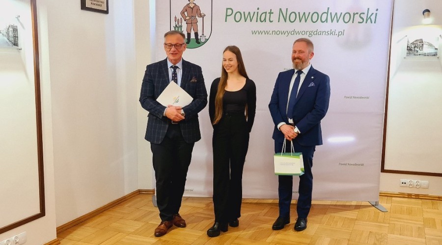 Nagrody sportowe Powiatu Nowodworskiego wręczone. (2)