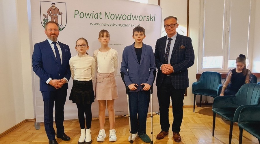 Nagrody sportowe Powiatu Nowodworskiego wręczone. (39)